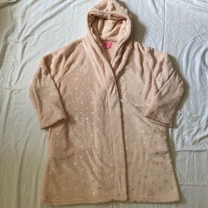 Pink and silver heart print robe
